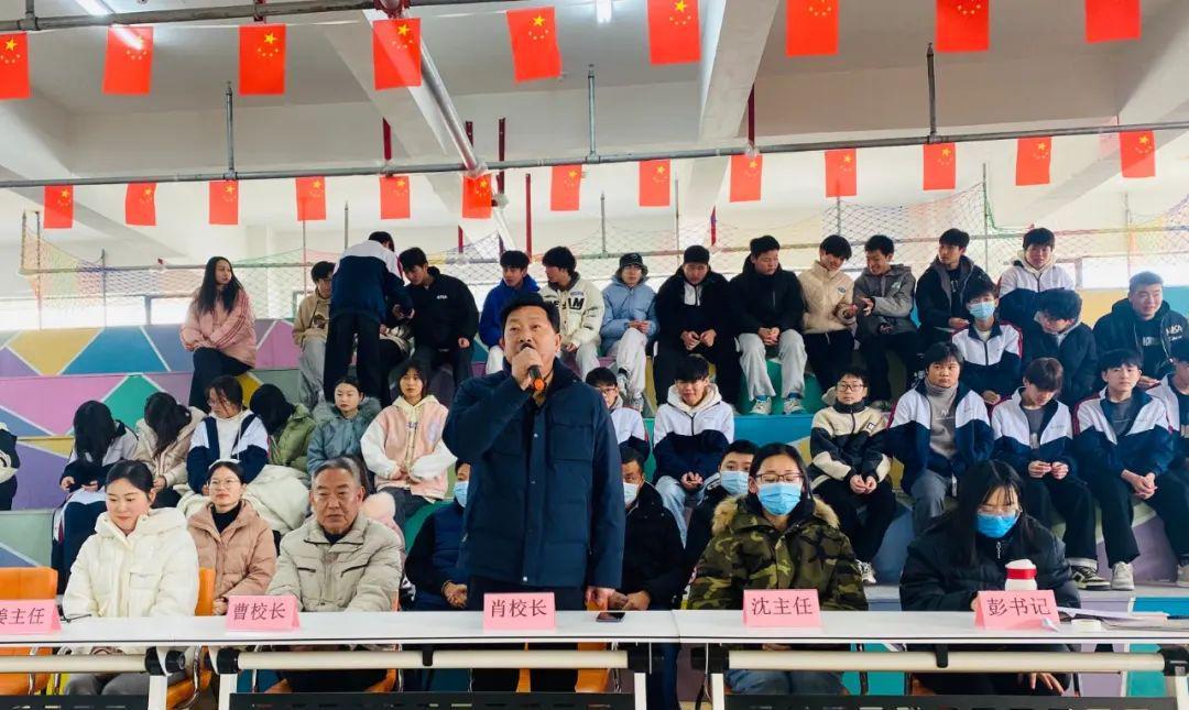 妙手生花、創(chuàng)意無(wú)限——信陽(yáng)新世紀(jì)學(xué)子首屆手工作品展